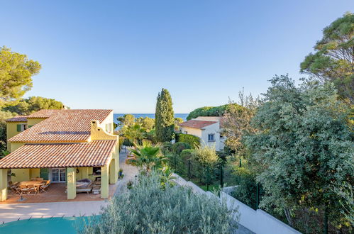 Foto 1 - Haus mit 4 Schlafzimmern in Roquebrune-sur-Argens mit privater pool und blick aufs meer