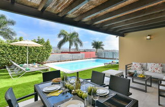 Photo 2 - 3 bedroom House in San Bartolomé de Tirajana with private pool and garden