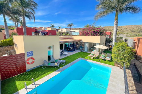 Photo 1 - Maison de 3 chambres à San Bartolomé de Tirajana avec piscine privée et vues à la mer