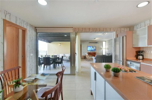 Photo 3 - 3 bedroom House in San Bartolomé de Tirajana with private pool and sea view