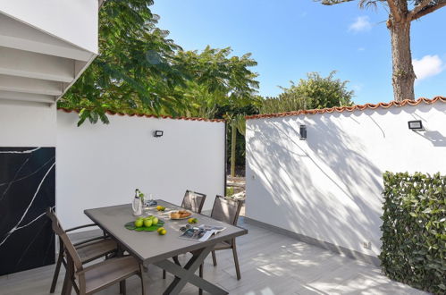 Foto 17 - Casa de 2 quartos em Espanha com piscina privada e jardim