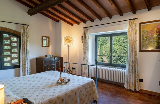 8 bedroom House in Vicchio with private pool and garden - Photo 18