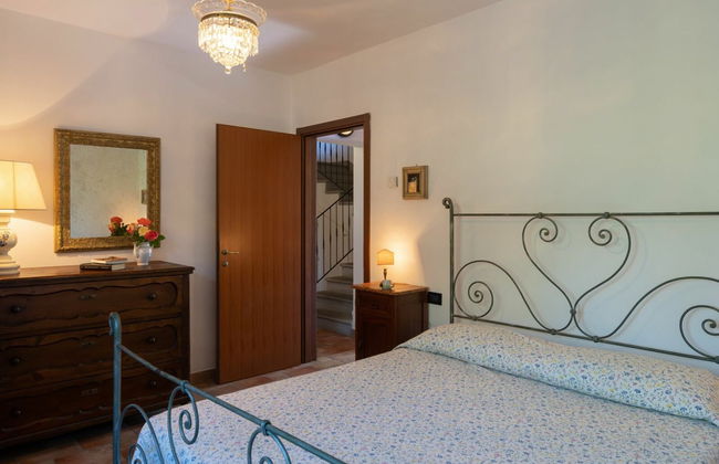 8 bedroom House in Vicchio with private pool and garden - Photo 13