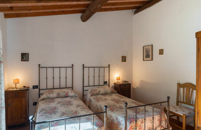 8 bedroom House in Vicchio with private pool and garden - Photo 22