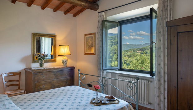 8 bedroom House in Vicchio with private pool and garden - Photo 5
