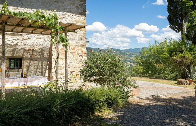 8 bedroom House in Vicchio with private pool and garden - Photo 37