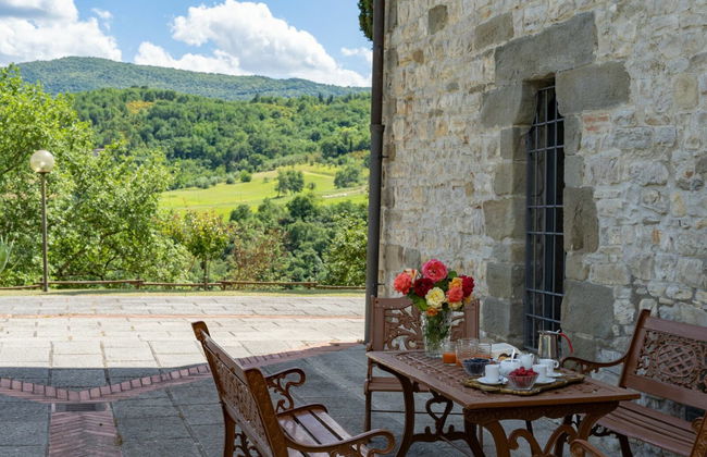 8 bedroom House in Vicchio with private pool and garden - Photo 35