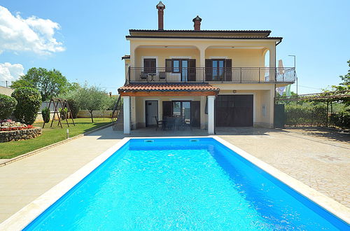 Foto 6 - Casa con 3 camere da letto a Višnjan con piscina privata e giardino