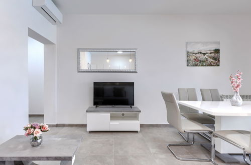 Foto 12 - Casa de 3 quartos em Višnjan com piscina privada e jardim