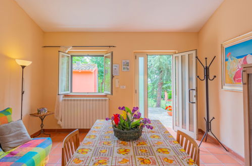 Foto 7 - Apartamento de 2 quartos em Città Sant'Angelo com piscina e jardim