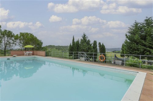Foto 16 - Apartamento de 2 quartos em Città Sant'Angelo com piscina e vistas do mar