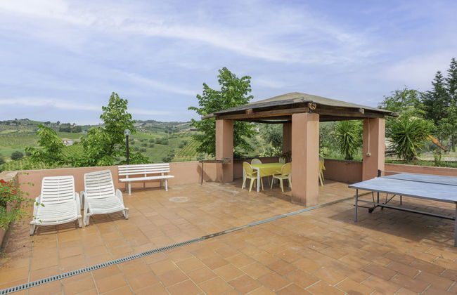 Apartamento de 3 quartos em Città Sant'Angelo com piscina e jardim - Foto 22