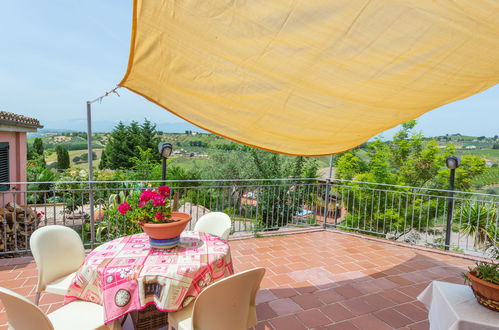 Photo 3 - Appartement de 2 chambres à Città Sant'Angelo avec piscine et jardin