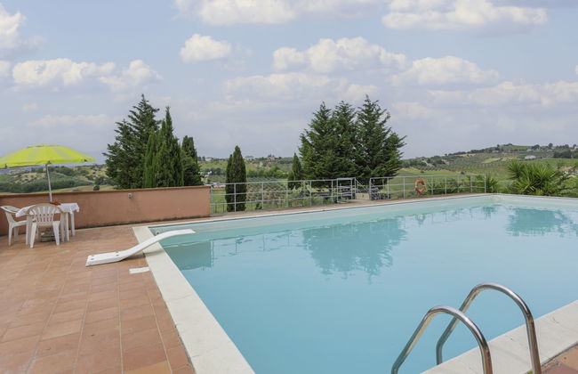 Apartamento de 3 quartos em Città Sant'Angelo com piscina e jardim - Foto 15