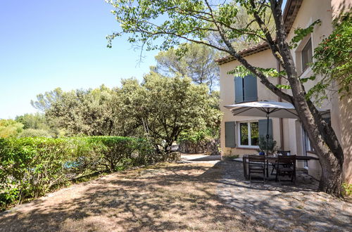 Foto 4 - Apartment mit 1 Schlafzimmer in Fuveau mit schwimmbad und garten