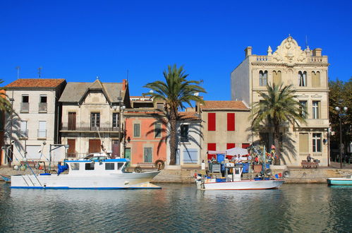 Foto 19 - Appartamento con 2 camere da letto a Le Grau-du-Roi con piscina e terrazza