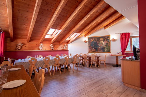 Foto 43 - Apartamento de 10 habitaciones en Soraga di Fassa con sauna