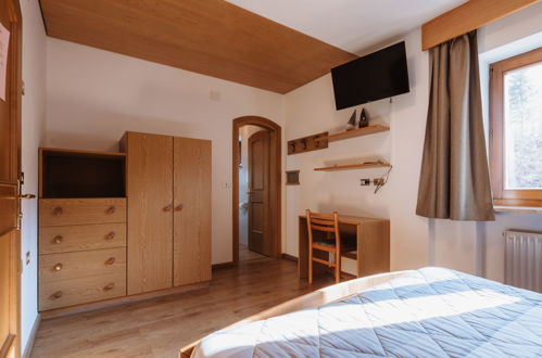 Foto 48 - Apartamento de 10 quartos em Soraga di Fassa com sauna