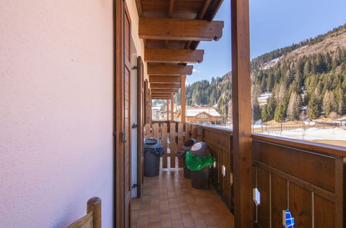 Foto 37 - Apartamento de 10 habitaciones en Soraga di Fassa con sauna