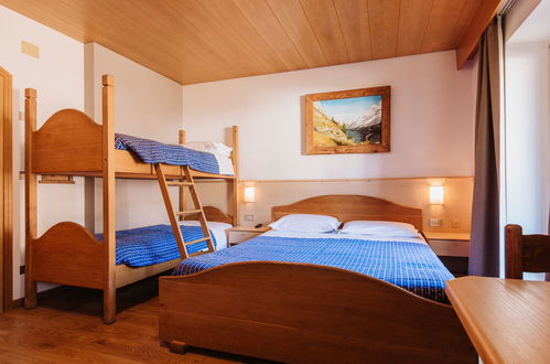 Foto 9 - Apartamento de 10 quartos em Soraga di Fassa com sauna