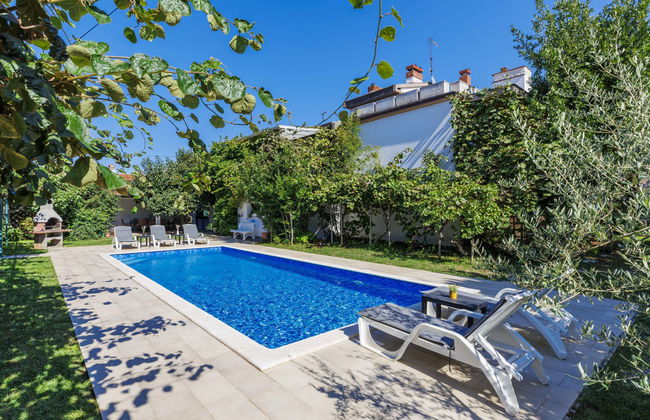 Casa de 7 quartos em Umag com piscina privada e jardim - Foto 39