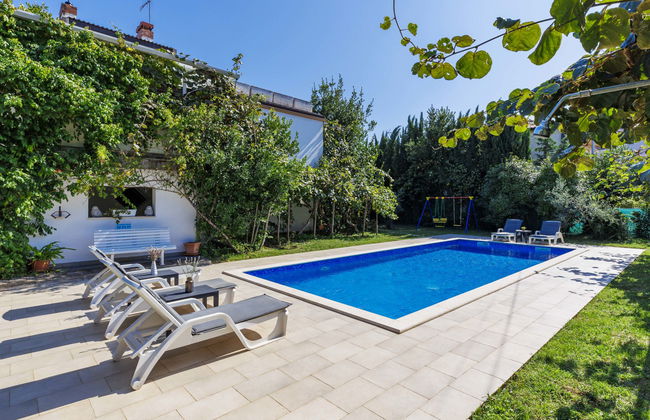 Casa de 7 quartos em Umag com piscina privada e jardim - Foto 40