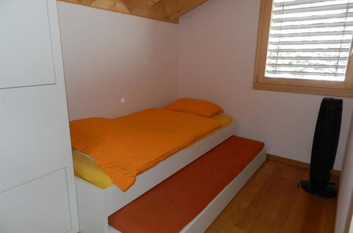 Foto 25 - Appartamento con 5 camere da letto a Zweisimmen