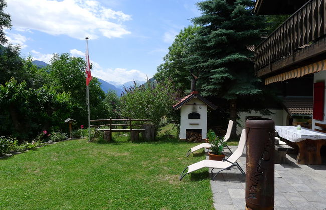 Casa de 4 quartos em Grengiols com jardim e terraço - Foto 2