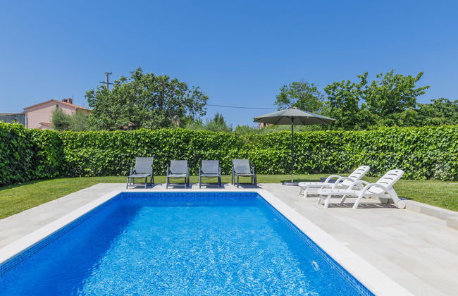 Casa de 4 quartos em Poreč com piscina privada e jardim - Foto 16