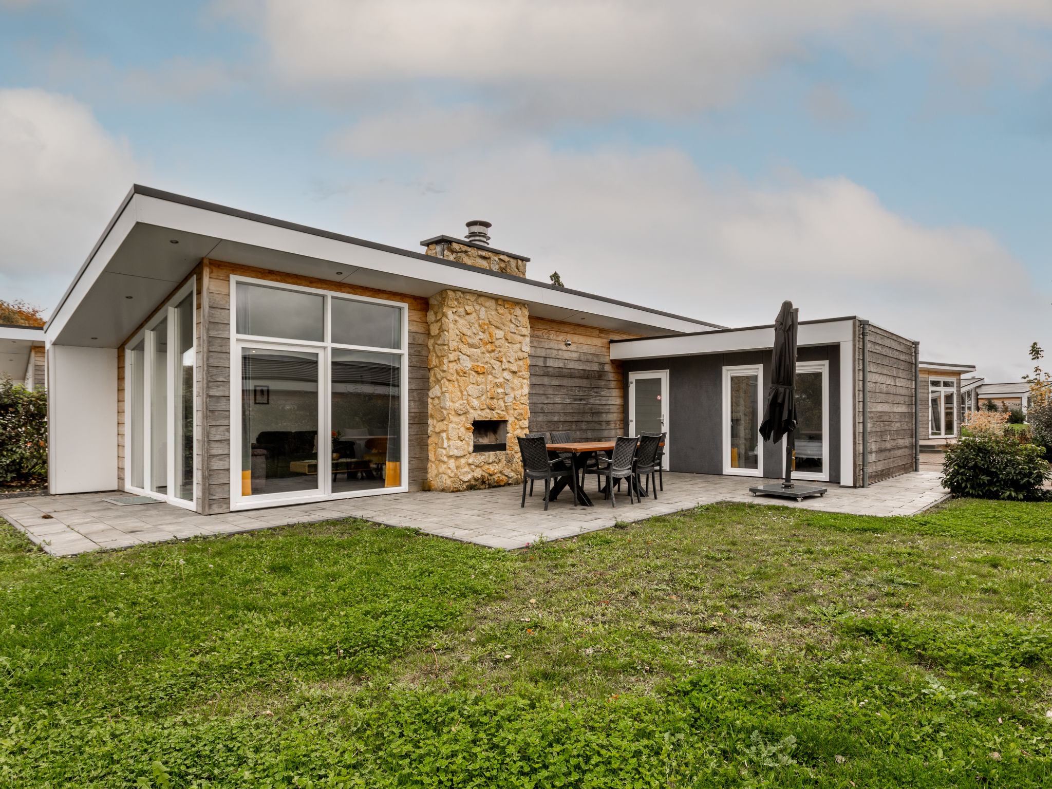 Photo 1 - Maison de 3 chambres à Bemelen avec piscine et terrasse