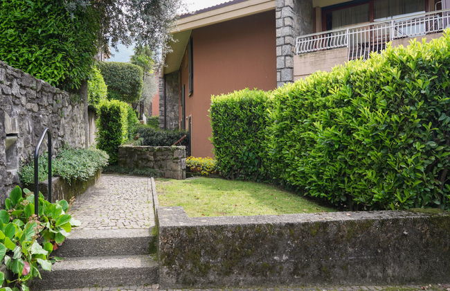 Apartamento de 1 quarto em Porto Valtravaglia com piscina e jardim - Foto 6