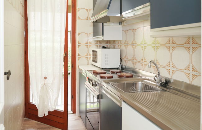 Apartamento de 1 quarto em Porto Valtravaglia com piscina e jardim - Foto 13