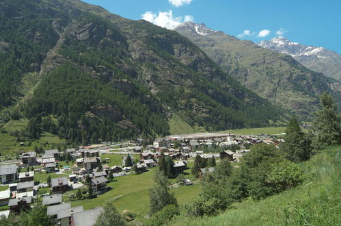 Foto 18 - Apartment mit 1 Schlafzimmer in Zermatt mit garten und terrasse