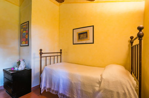 Photo 29 - 3 bedroom House in Greve in Chianti with private pool and garden