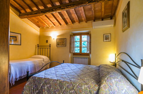 Foto 30 - Casa con 3 camere da letto a Greve in Chianti con piscina privata e giardino