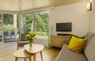 Foto 2 - Casa de 3 quartos em Zeewolde com piscina e terraço