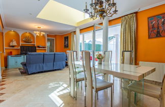 Photo 3 - 4 bedroom House in Rivas-Vaciamadrid with private pool and garden