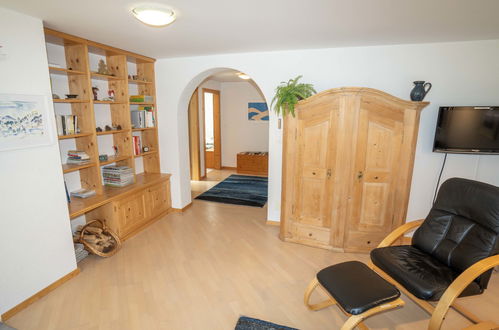 Photo 12 - 3 bedroom Apartment in Scuol