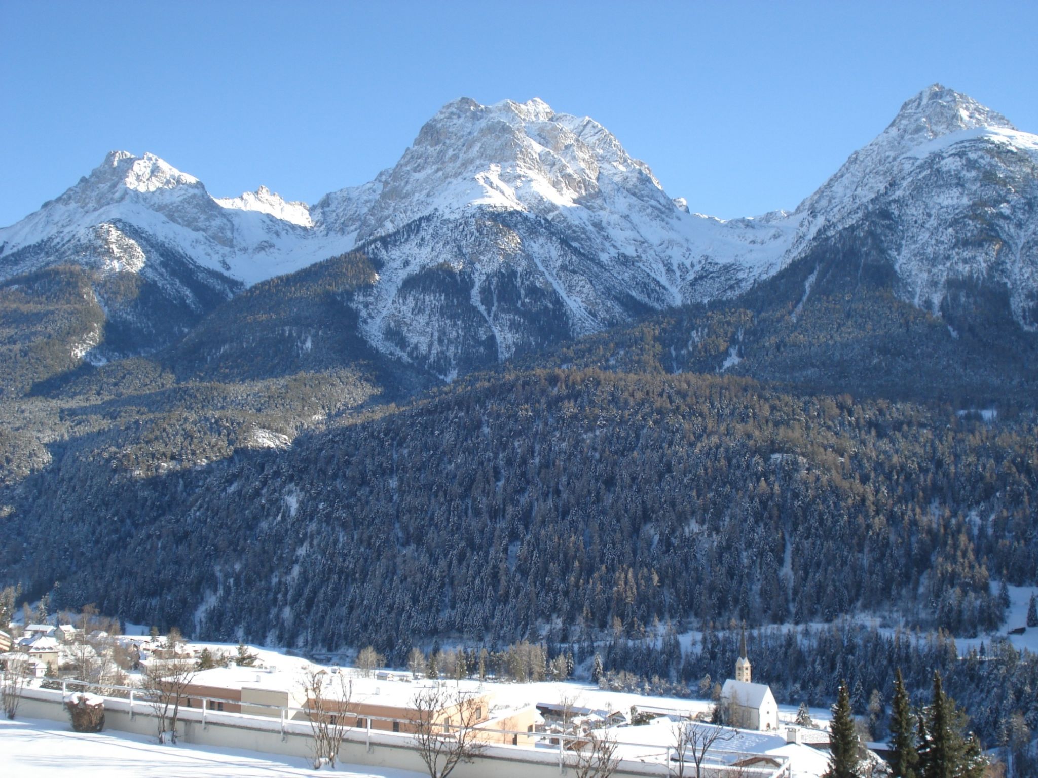 Foto 4 - Apartamento de 1 habitación en Scuol con vistas a la montaña