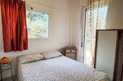 Foto 16 - Casa de 3 quartos em Imperia com piscina privada e jardim