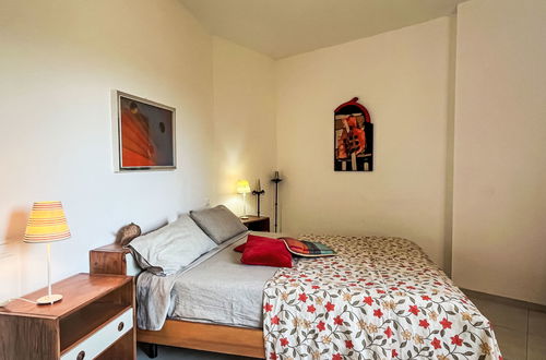 Foto 8 - Casa de 3 quartos em Imperia com piscina privada e jardim