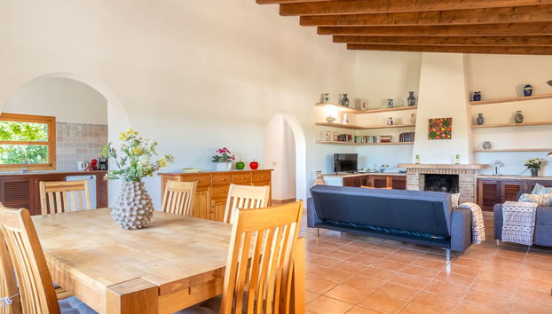 4 bedroom House in Felanitx with private pool and garden - Photo 4