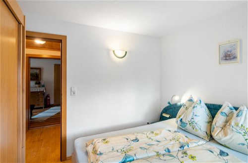 Foto 11 - Appartamento con 1 camera da letto a Saalfelden am Steinernen Meer con vista sulle montagne