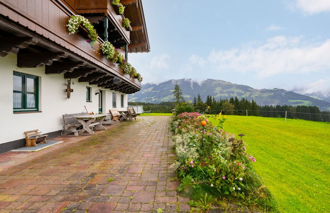 Apartamento de 2 quartos em Saalfelden am Steinernen Meer com jardim - Foto 2