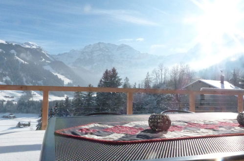 Photo 4 - Appartement de 3 chambres à Lenk avec jardin