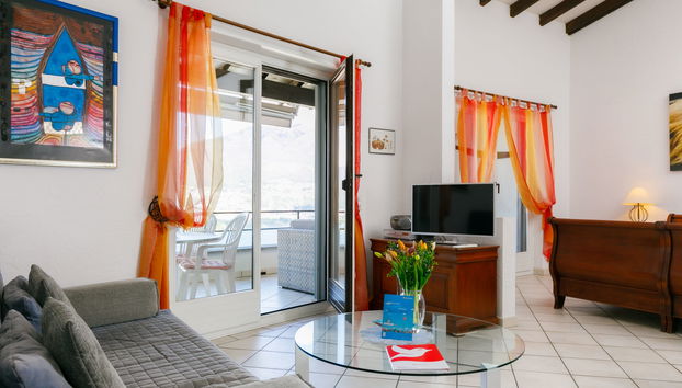 Apartment mit 2 Schlafzimmern in Gambarogno mit schwimmbad und garten - Foto 4