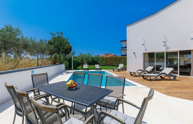 Casa de 5 quartos em Medulin com piscina privada e jardim - Foto 2