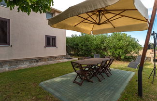 Foto 3 - Appartamento con 3 camere da letto a Cervione con piscina privata e vista mare