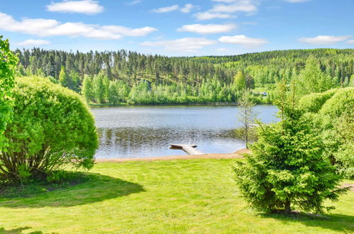 Foto 4 - Casa de 2 habitaciones en Jämsä con sauna y bañera de hidromasaje