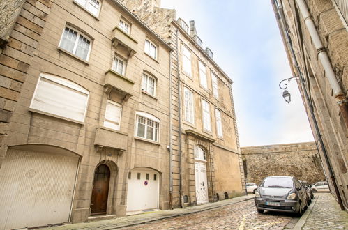 Foto 5 - Apartment mit 1 Schlafzimmer in Saint-Malo mit blick aufs meer